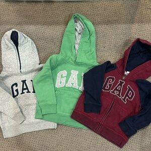 3 GAP hoodies